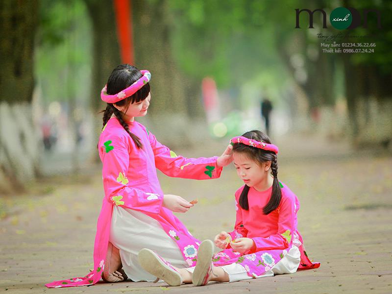Áo dài thô cotton thêu hoa