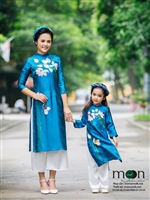 Tư vấn áo dài đôi của Moon Xinh cho mẹ và con 
