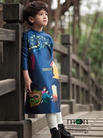 Chọn áo dài truyền thống cho bé trai diện tết Mậu Tuất 2018