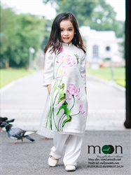 Áo dài trẻ em vẽ hoa sen và chuồn chuồn cho bé gái MX.110